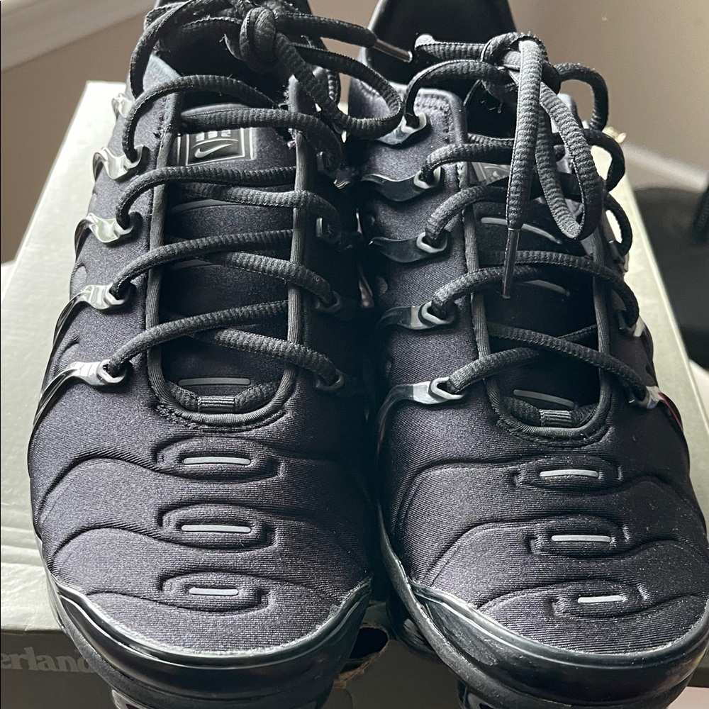 Nike Black Athletic Shoes